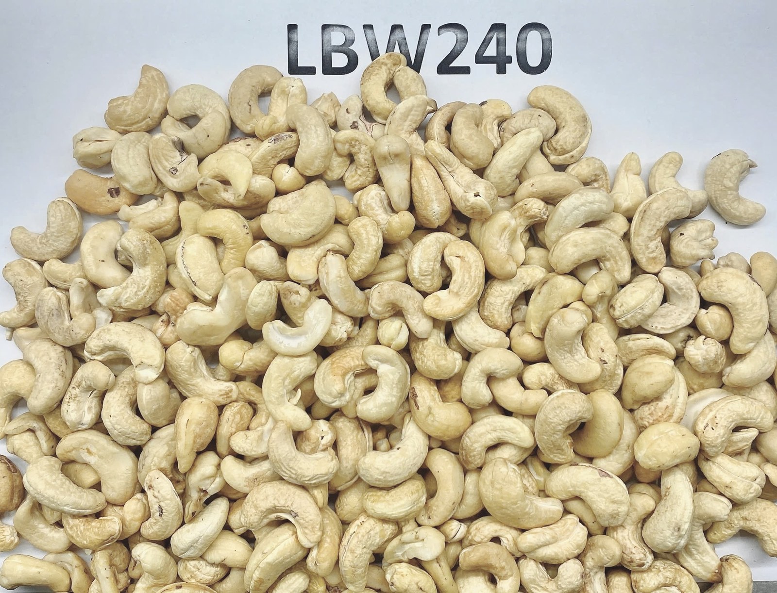 LBW240 Light Blemished Wholes cashew